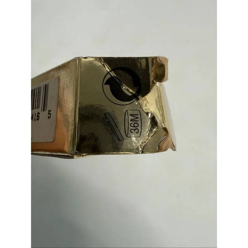 Elizabeth Arden box turn